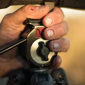 tripod-head-bog-great-divide-_4_tripode_caza_y_defens