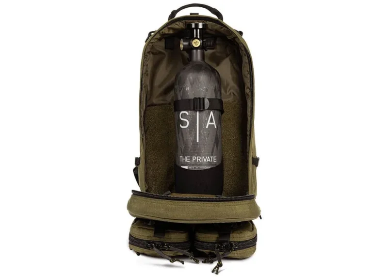 mochila con botella de fibra de carbono de 2 litros set scandinavian arms