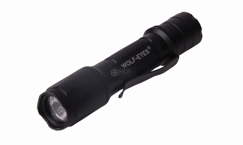 linterna champion recargable 800lum 45min digital wolf eyes.jpg linterna champion recargable 800lum 45min digital wolf eyes.jpg