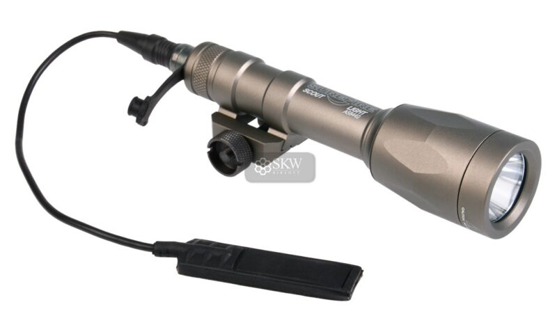 linterna tactica m600p 630 lumens tan element.jpg