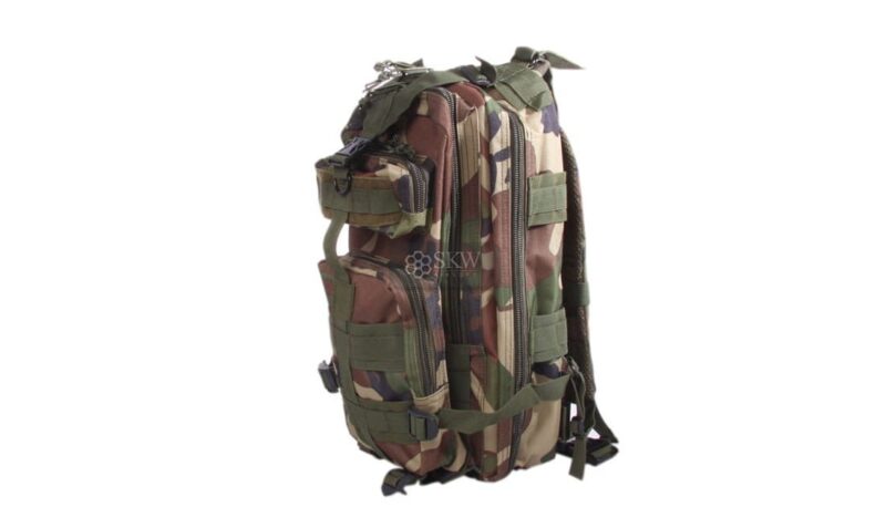 mochila combate compact woodland delta tactics.jpg